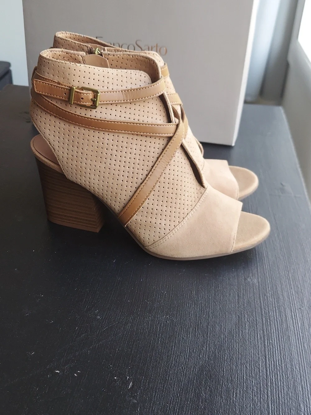 Franco Sarto L-Fantana Size 10 Camel Tan Suede Peep Toe Ankle Sleek Heel Booties